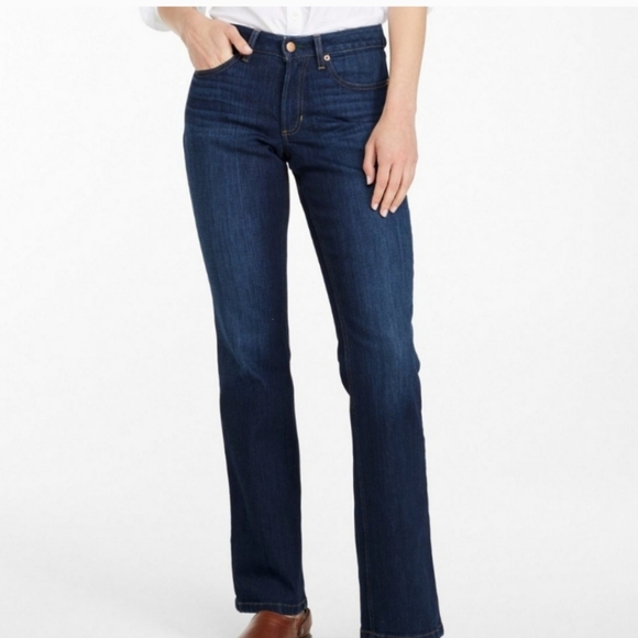 L.L.BEAN Classic Fit Straight Leg Blue Jeans Size 16 - Picture 1 of 5